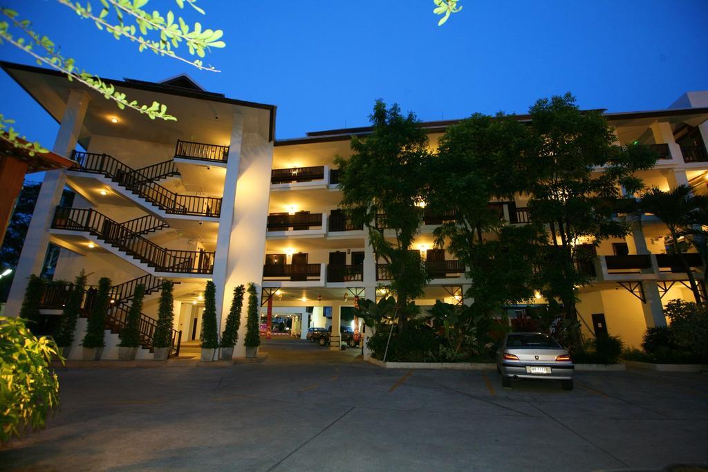 Top North Hotel Чіангмай Екстер'єр фото